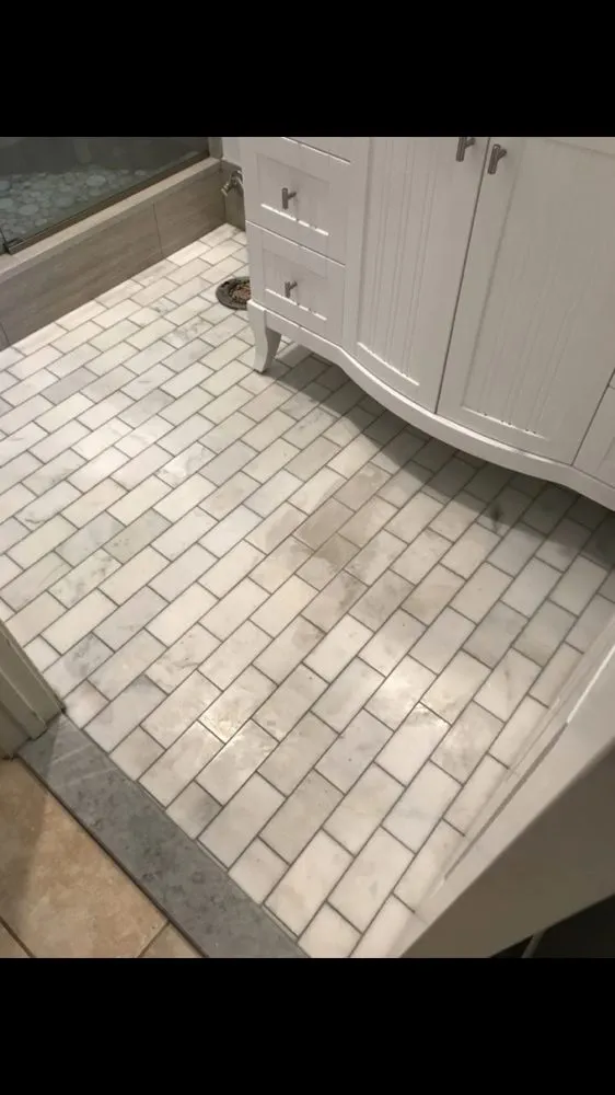 Trusted electrician providing electrical repair in , 