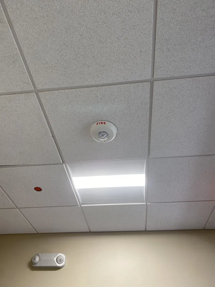 Trusted electrical service for homes in wiring installation, by