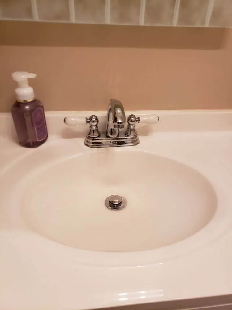 Slide of O'Neil family Installations