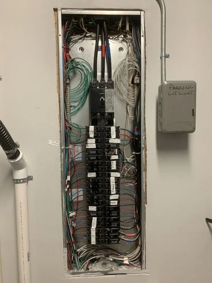 Slide of Onel Alrekani