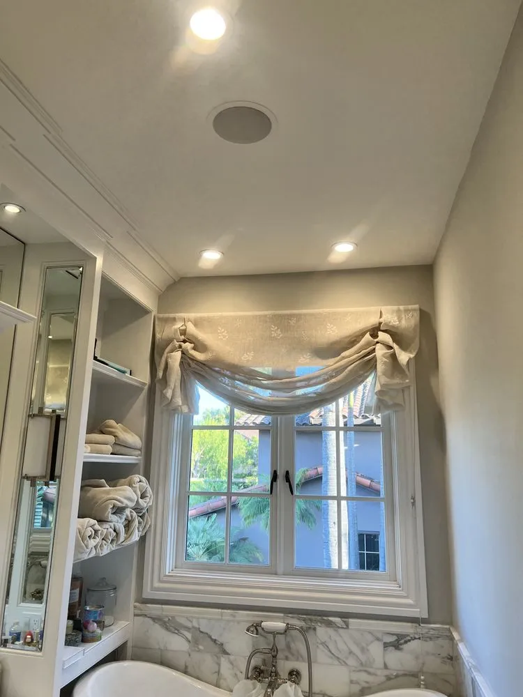 Slide of Oneplus Electric