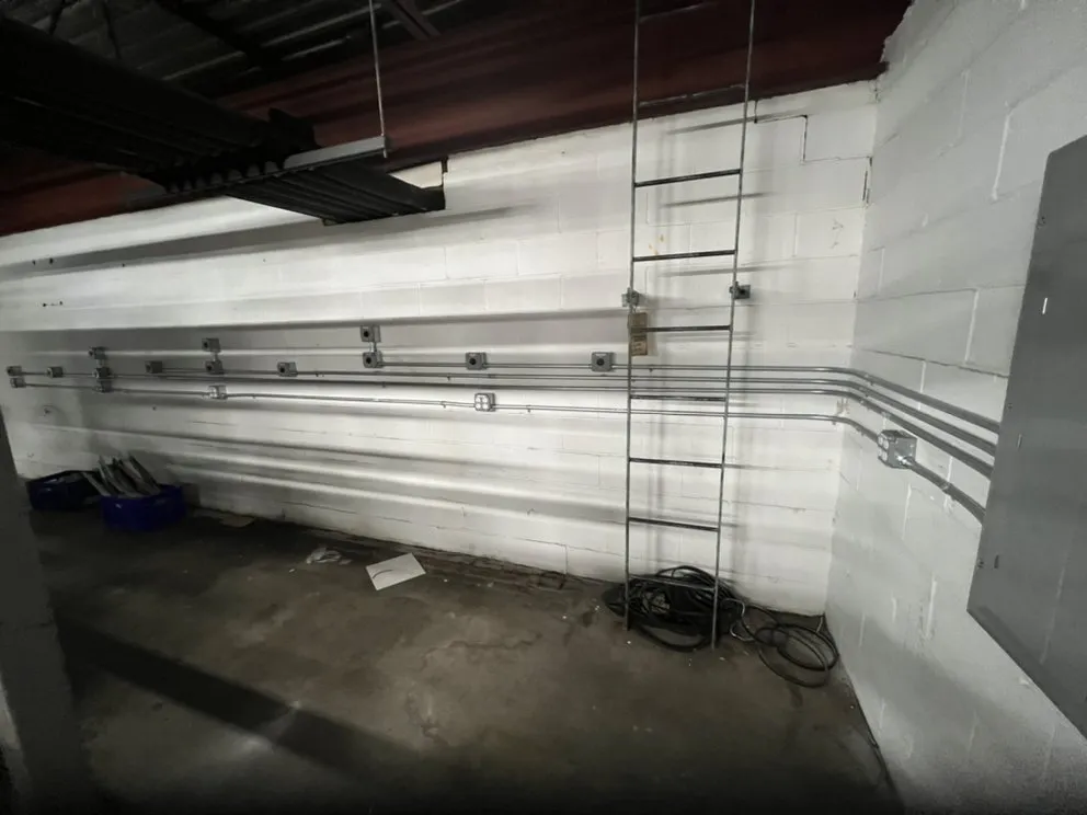 Slide of Online Electric