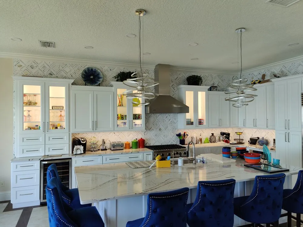 Slide of Onyx Electric