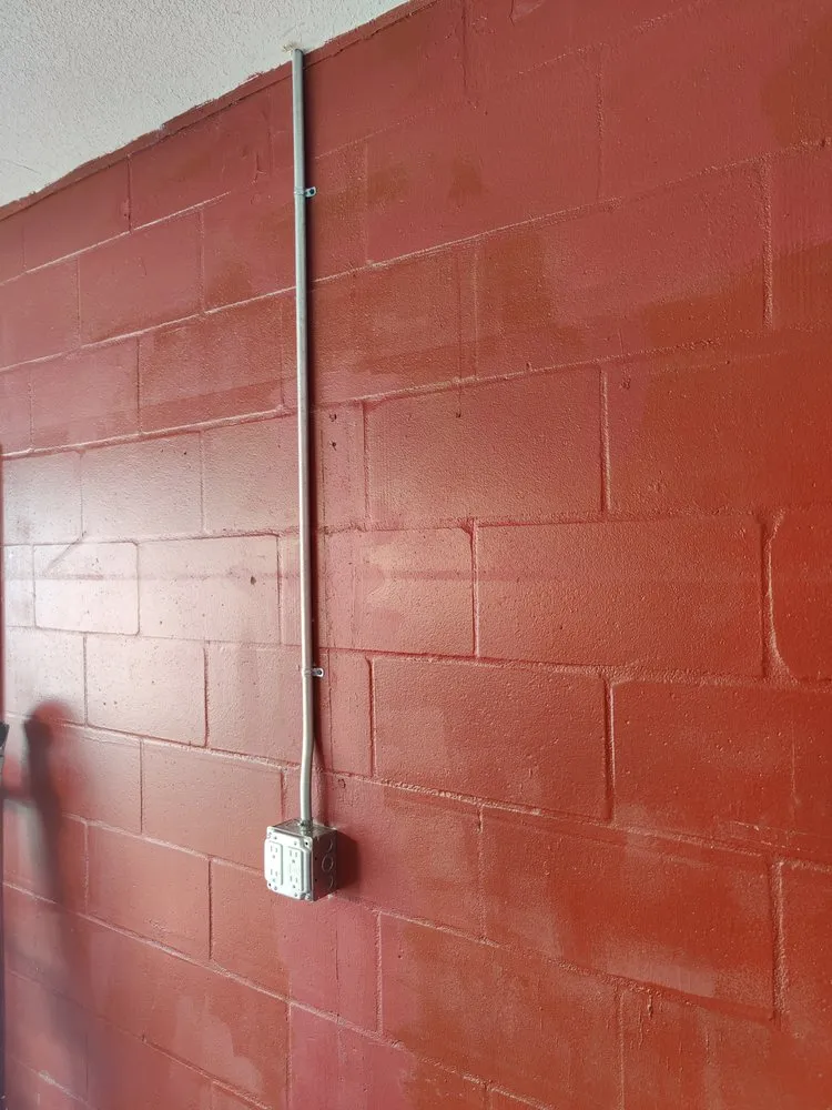 Slide of Onyx Electric