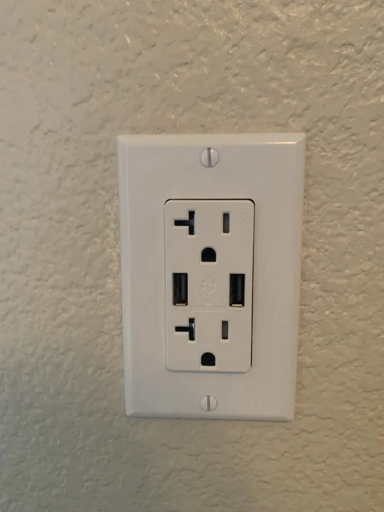 Reliable electrician providing circuit breaker repair in ,