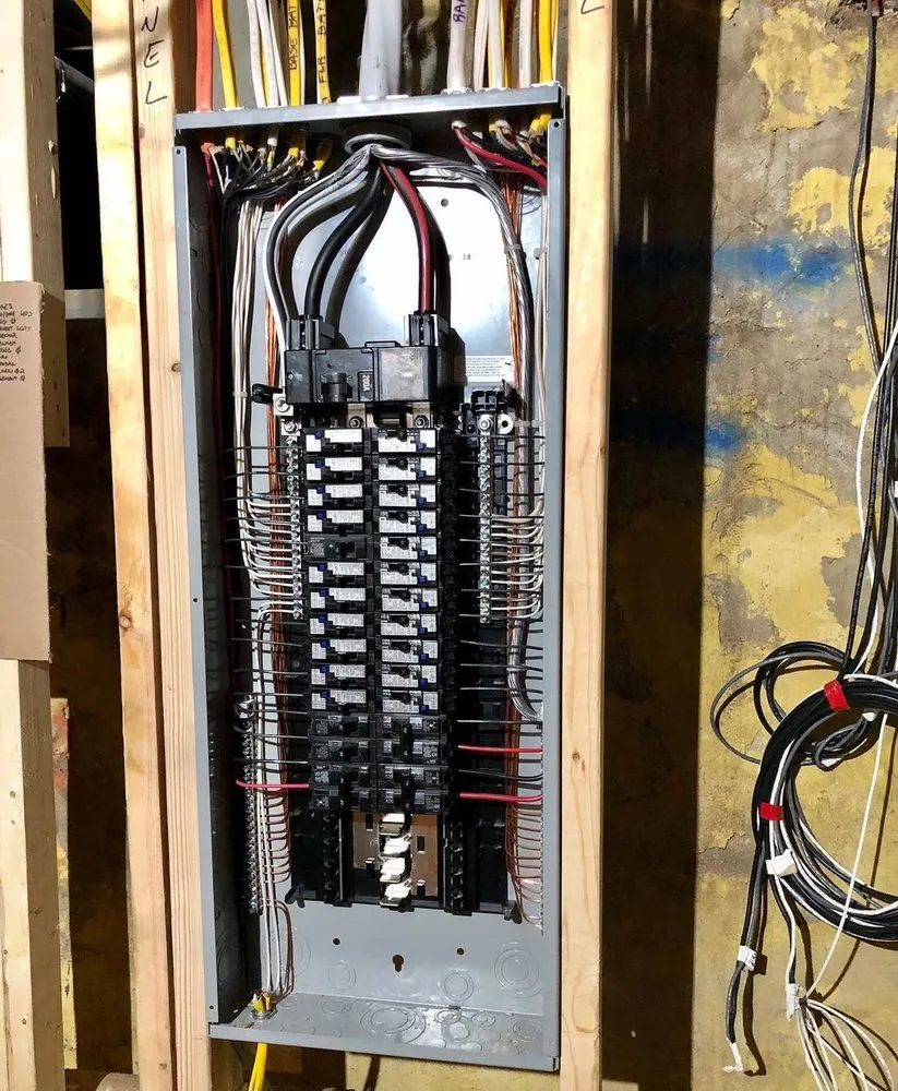 Reliable electrician providing emergency electrical service in Whitestone, NY - Optimum Electrical Repair
