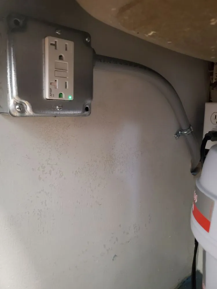 Slide of Optomax Electric