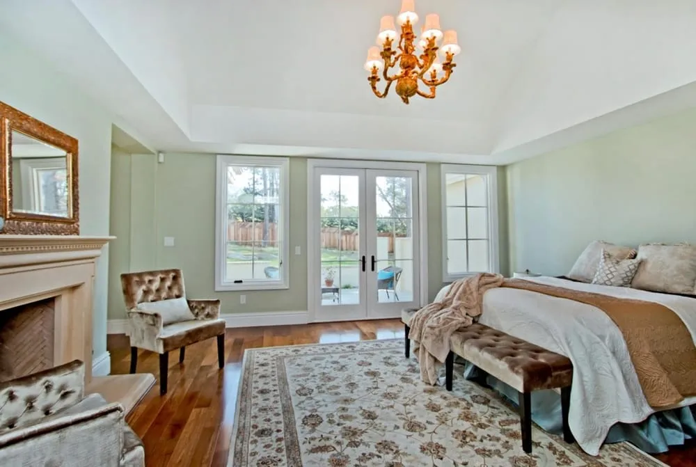 Emergency electrician providing lighting installation in Tarzana, CA - OR Nikken Electric