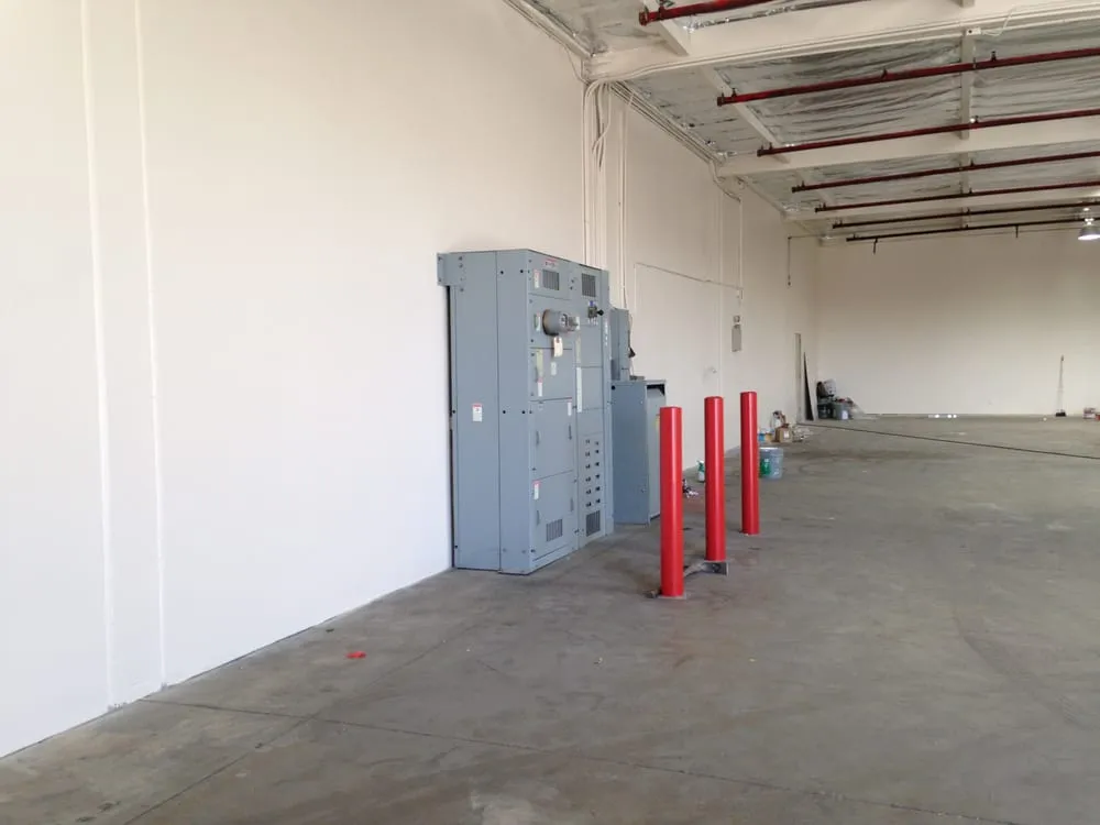 Expert outlet and switch repair experts serving Encino, CA - Oran's Electric