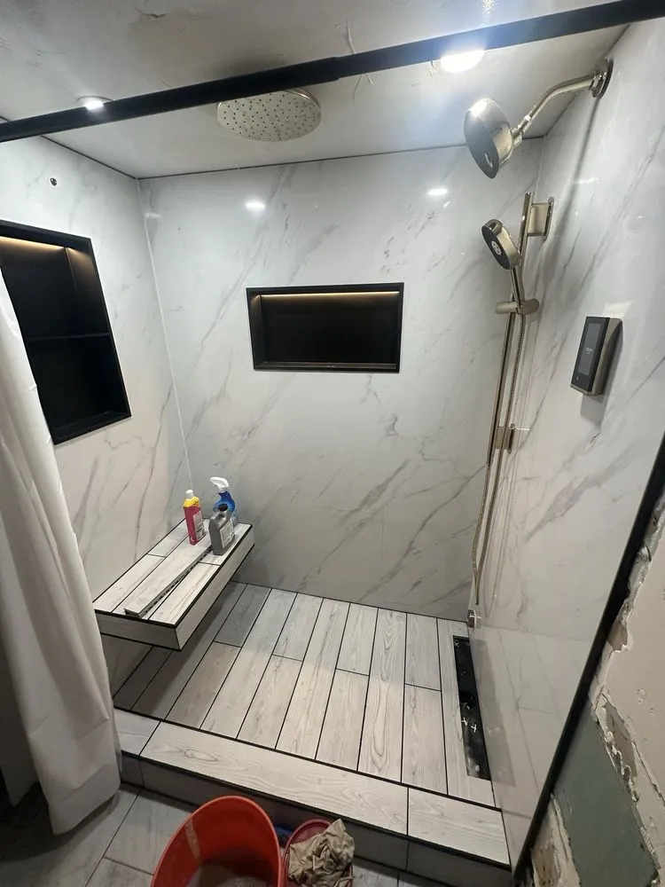 Slide of Orellana PDX Top Finishes