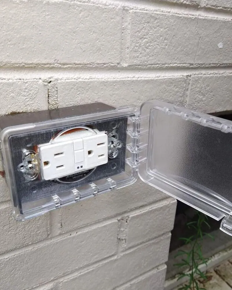 Slide of Oriented Electrical Contractors