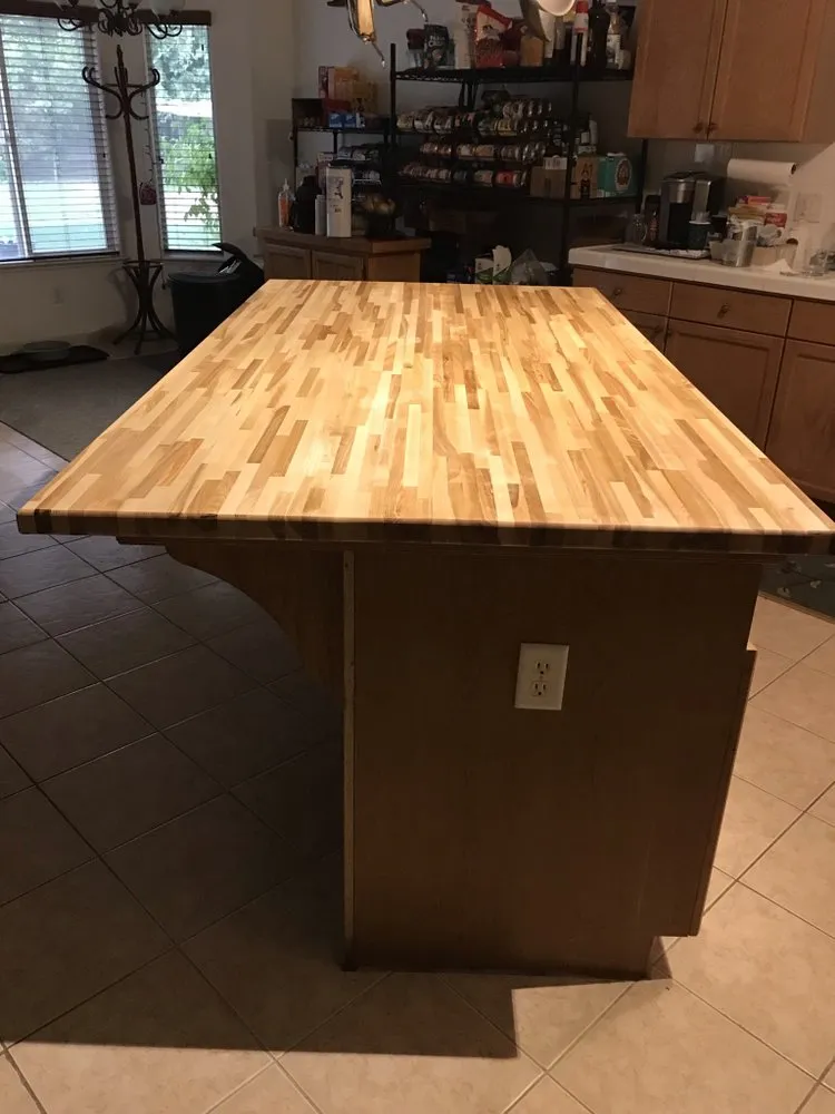 Slide of Orrlando Rosalez Construction