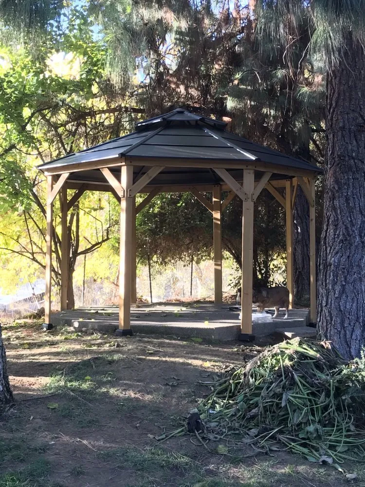 Slide of Orrlando Rosalez Construction