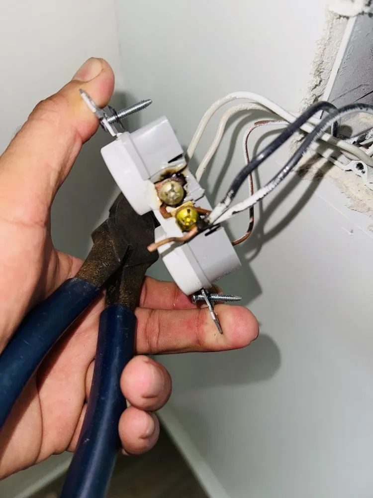 Slide of Ortez Home Services