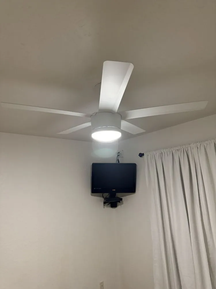 Slide of Ortiz Electric