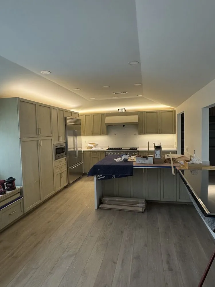 Slide of Ortiz Electric