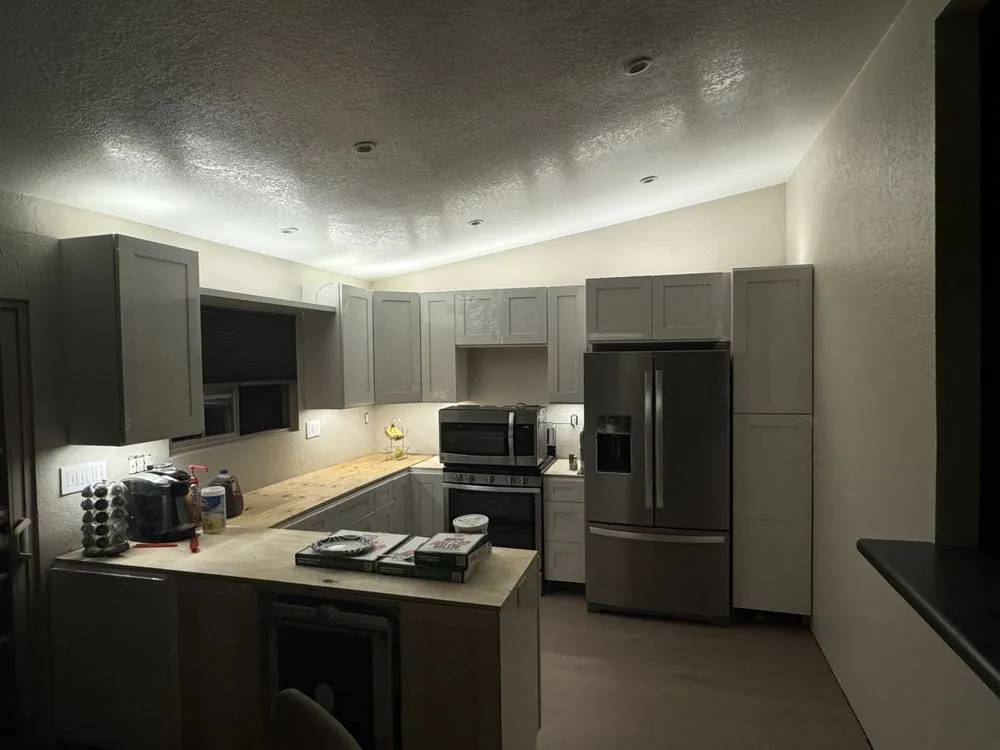 Slide of Ortiz Electric