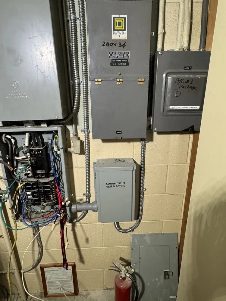 Slide of Ortiz Electric