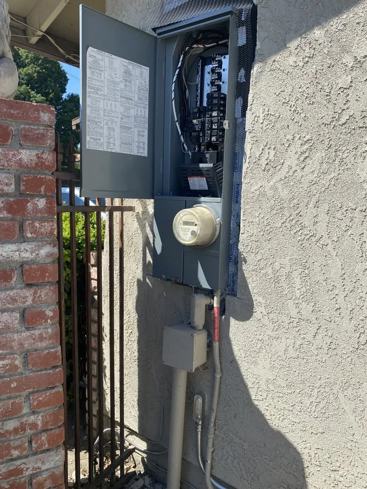 Professional lighting installation service in ,  - OS Services Electrical & Lighting