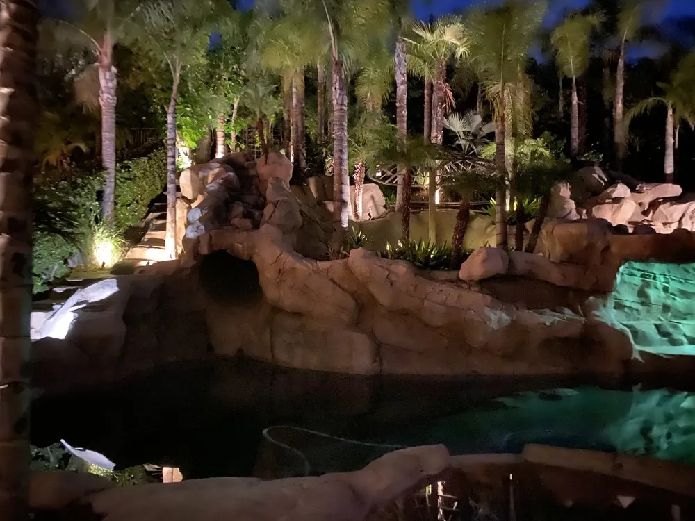 Certified electrician providing lighting installation in , 