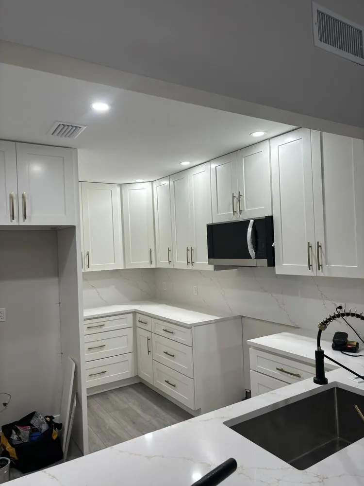 Slide of Oscar the electrician