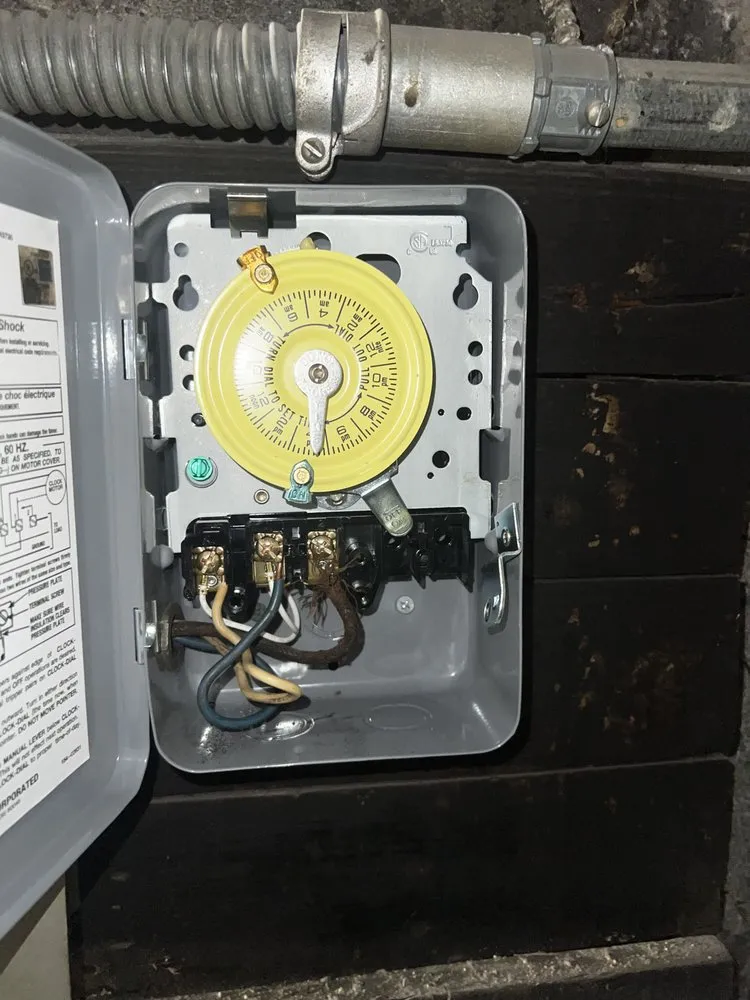 Slide of Oscar’s Electric