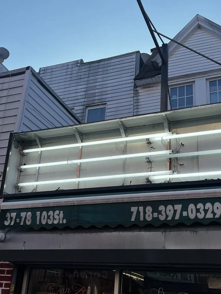 Slide of Oscar’s Electric