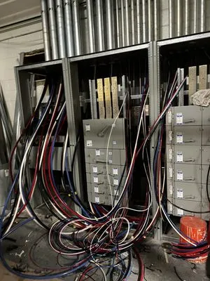 Oscar’s Electric Logo