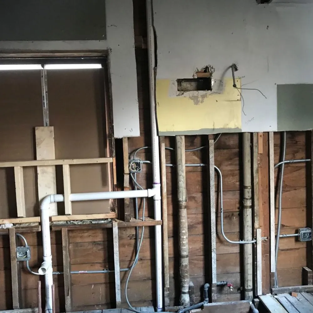 Slide of Oshana Electrical Services