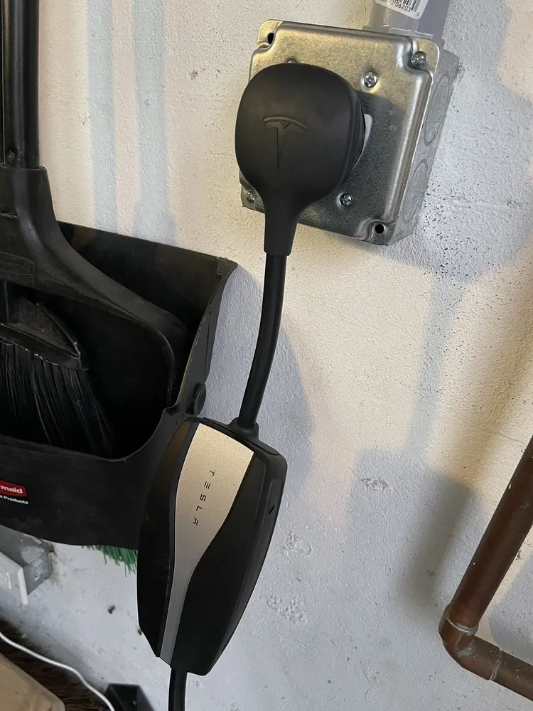 Certified electrical repair experts serving , - Osmar Low Voltage electrical