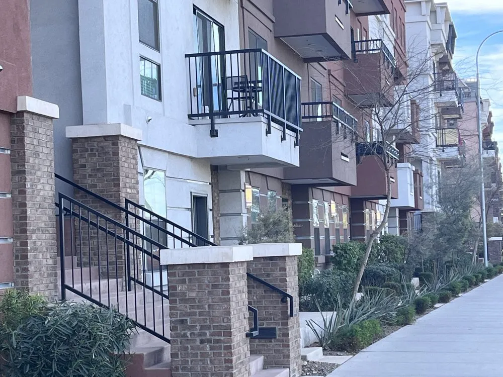 Slide of Oso Electric