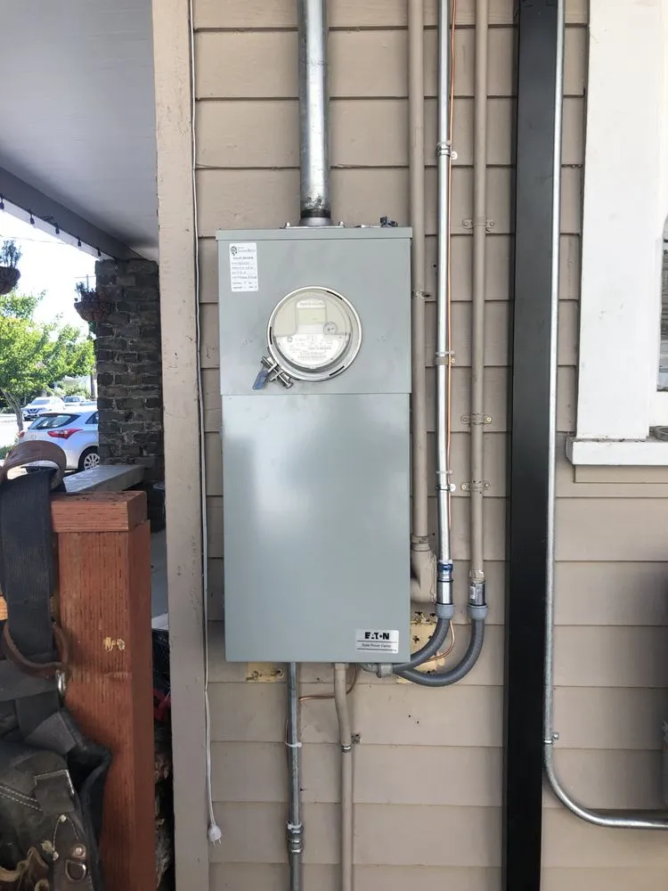 Slide of Osprey Electric