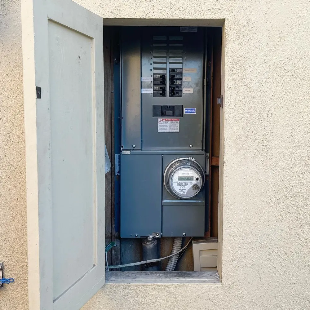 Slide of Output Electrician Service