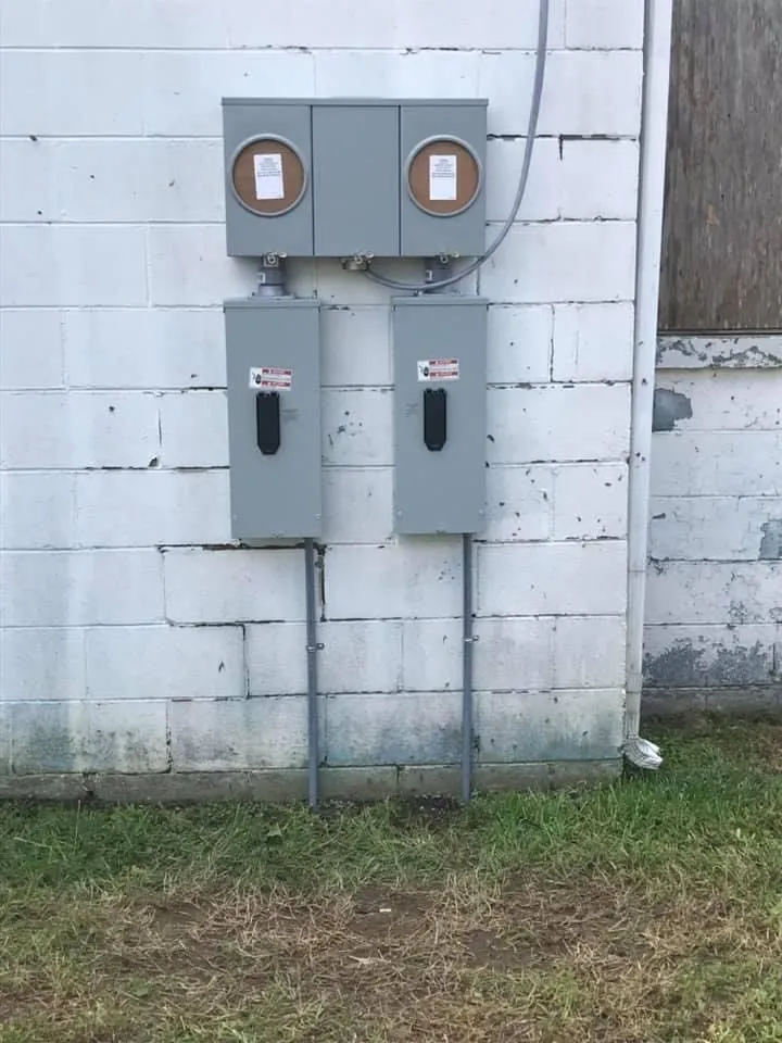 Affordable emergency electrical service in Chester, VA by Outt Da Mudd