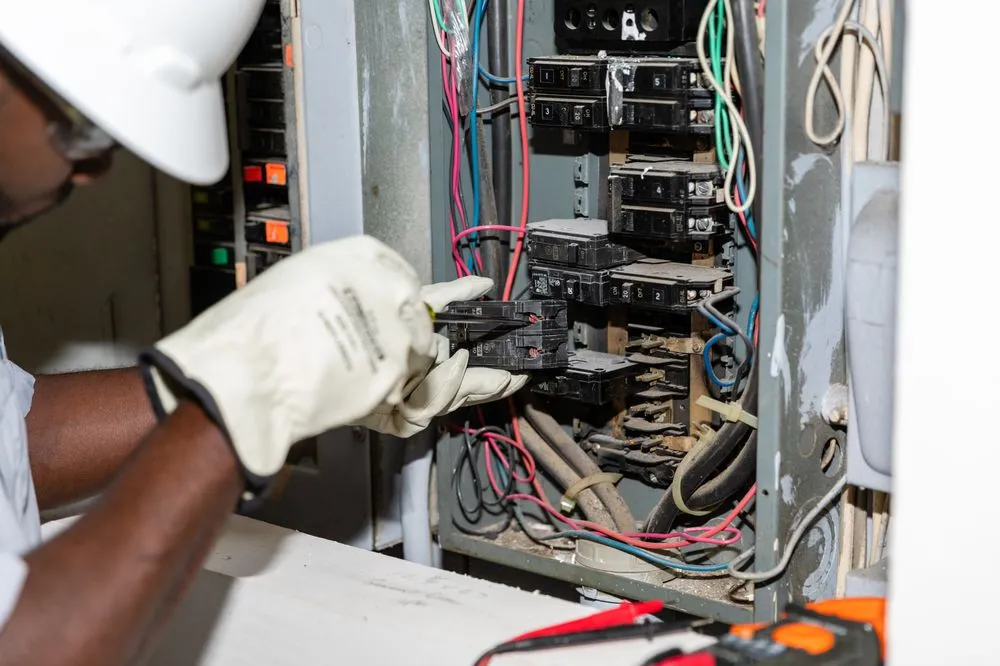 Reliable electrician providing wiring installation in ,