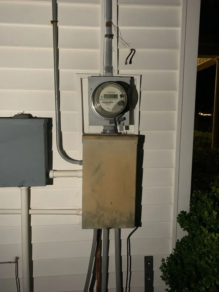 Reliable circuit breaker repair experts serving Old Rvr Wnfre, TX - Over Amp'd Electric