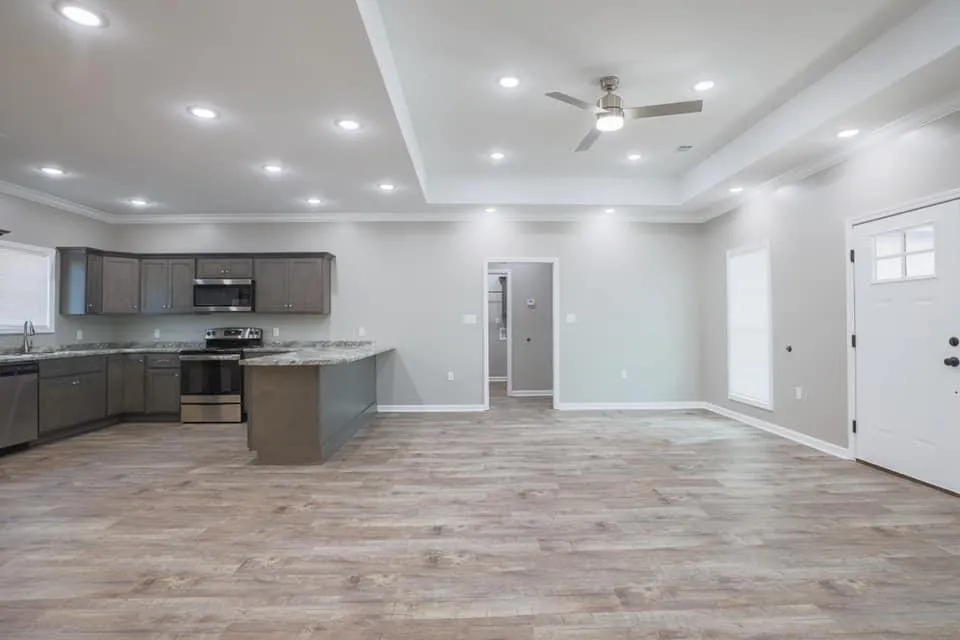 Professional electrical service for homes in emergency electrical service,  by 