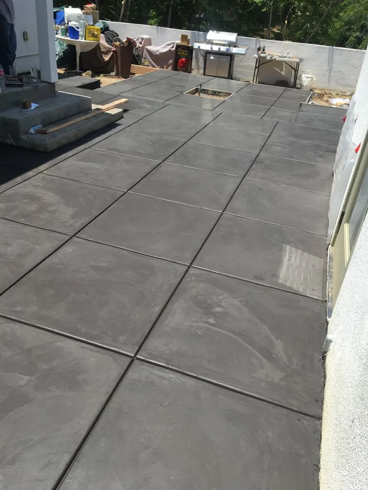 Slide of Oz Electric