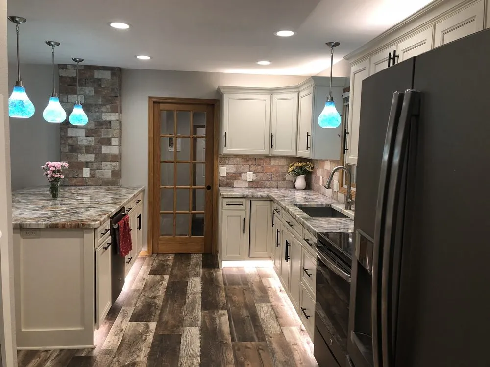 Slide of Oztech Electric