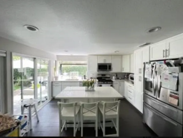 Slide of Ozvia Electric