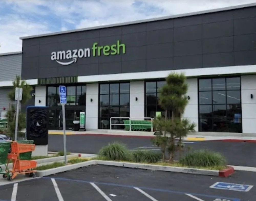 Slide of Ozvia Electric