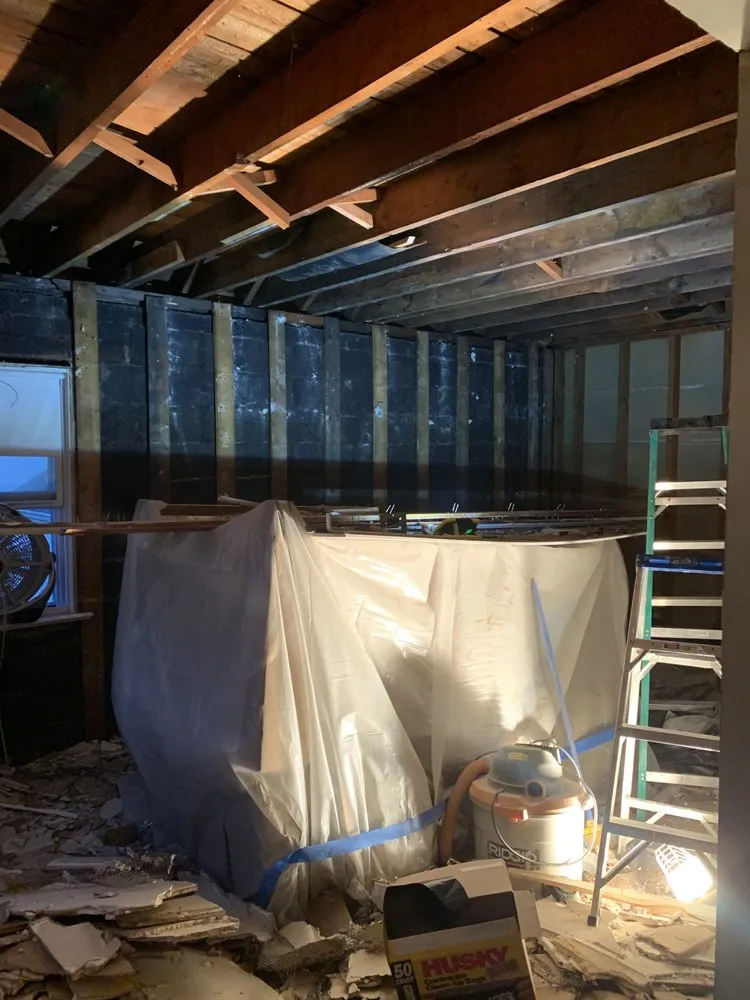 Expert electrical repair in ,  by Pablo the handyman