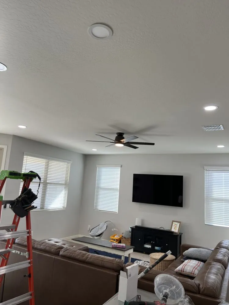 Slide of Pachecos Service & Repair