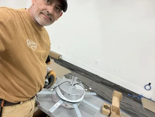 Pachecos Service & Repair Logo