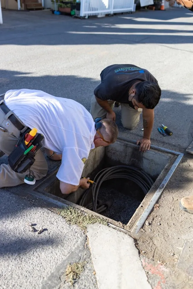 Certified electrician providing lighting installation in , 