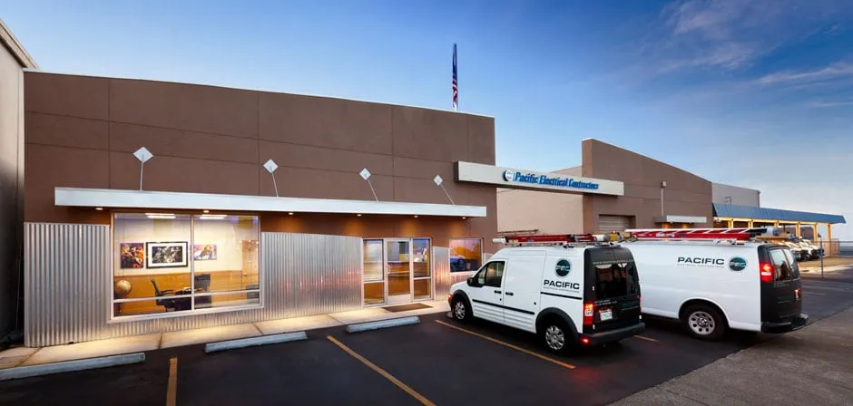 Reliable electrician providing outlet and switch repair in , 