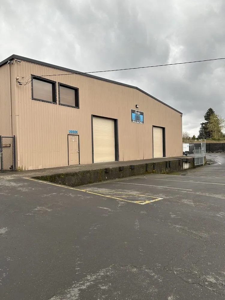 Trusted electrical service for homes in emergency electrical service,  by 