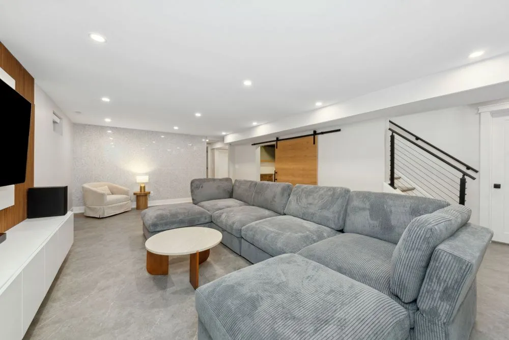 Slide of Pack Electric