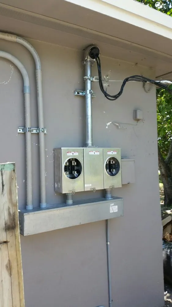 Expert electrician providing wiring installation in , 