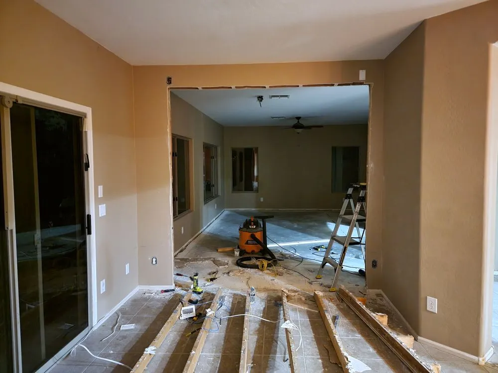 Slide of Page The Handyman